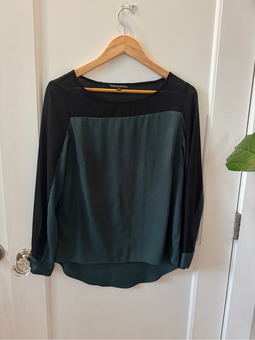W118 by Walter Baker Black & Teal Colorblock Long Sleeve Blouse